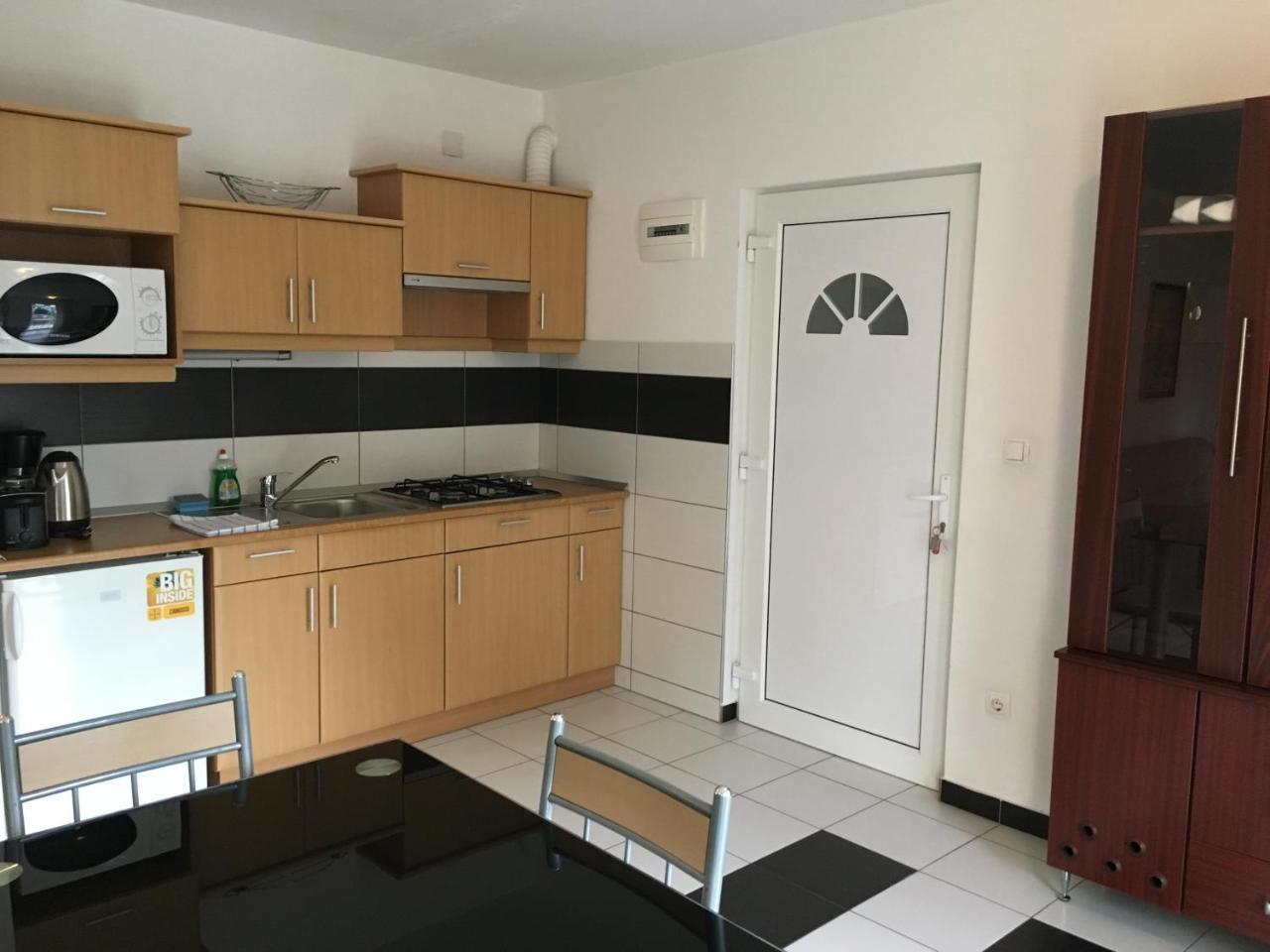 Mary Apartmanhaz * Heviz